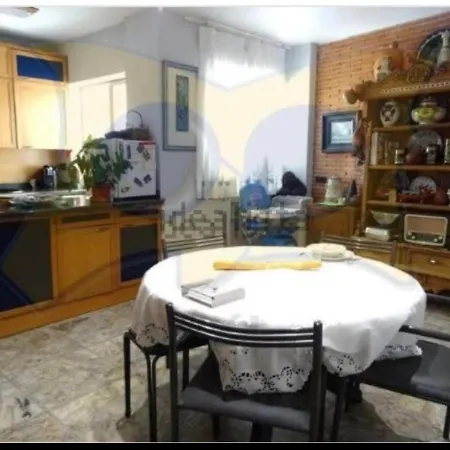 Junto Plaza Mayor. Habitaciones Appartement *